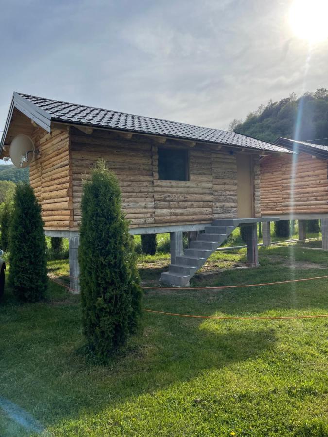 Auto Kamp Lav Otel Kulen Vakuf Dış mekan fotoğraf