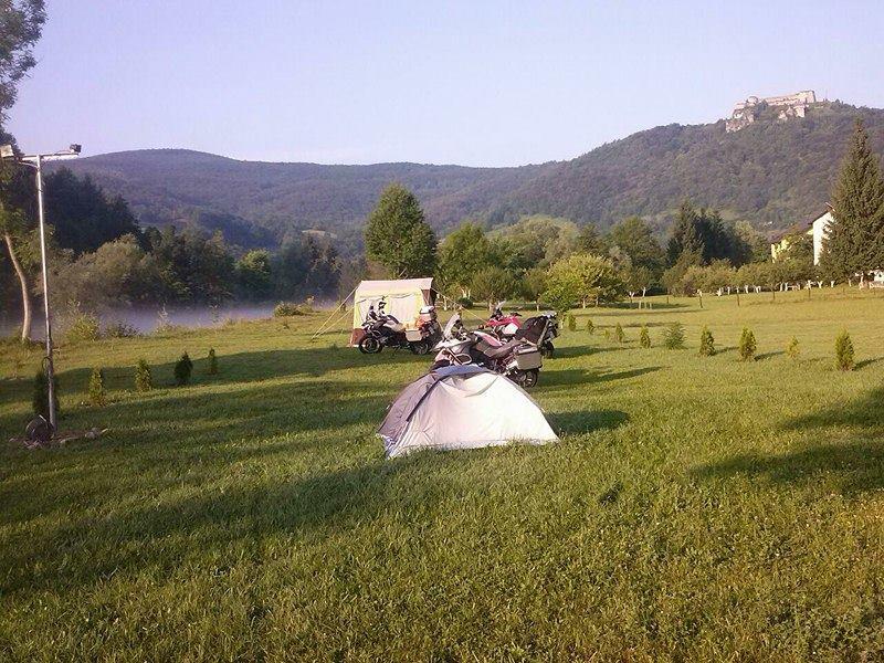 Auto Kamp Lav Otel Kulen Vakuf Dış mekan fotoğraf